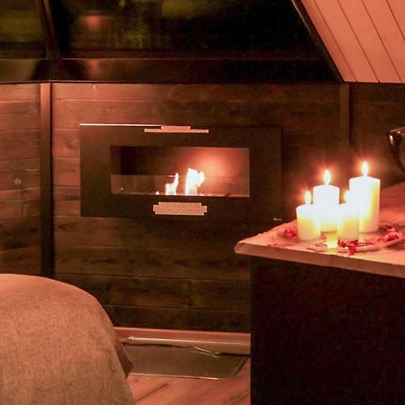 Holiday Home Samruam B Aurora Cabin By Interhome ซาลลา ภายนอก รูปภาพ