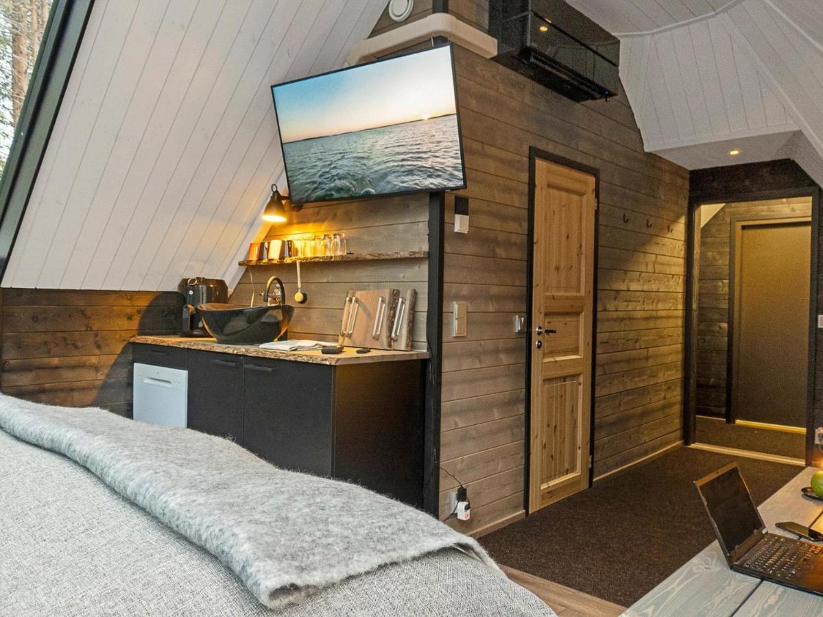 Holiday Home Samruam B Aurora Cabin By Interhome ซาลลา ภายนอก รูปภาพ