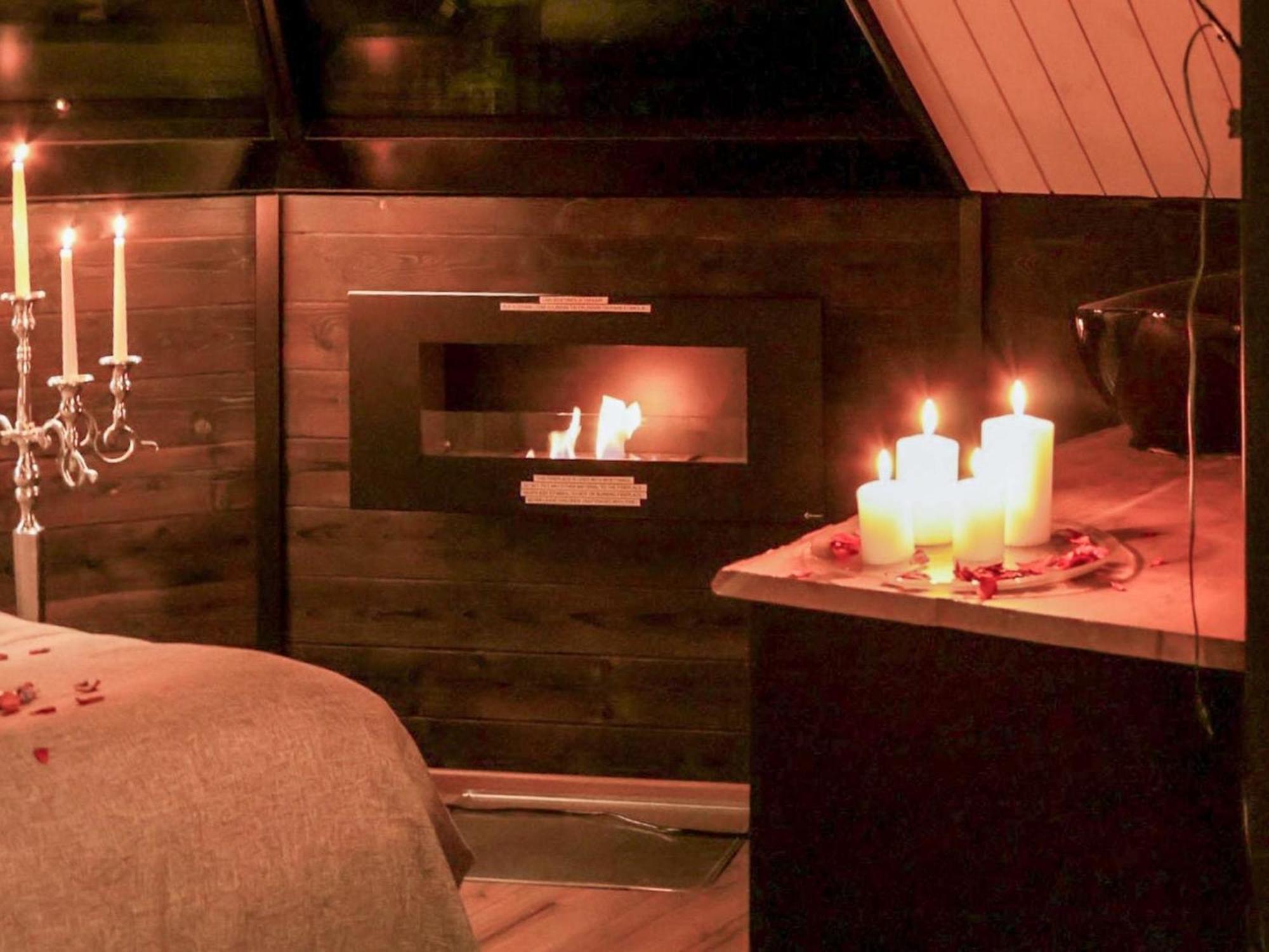 Holiday Home Samruam B Aurora Cabin By Interhome ซาลลา ภายนอก รูปภาพ